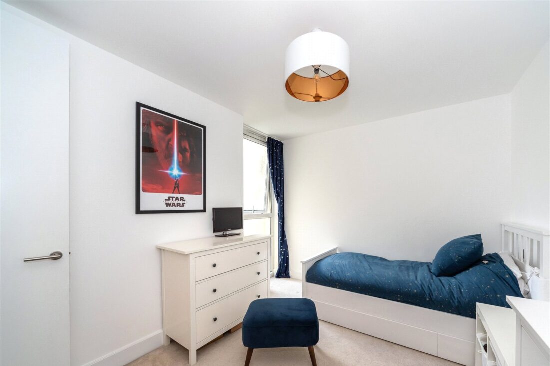 Saffron House, 7 Woodman Mews, TW9 4AP Antony Roberts