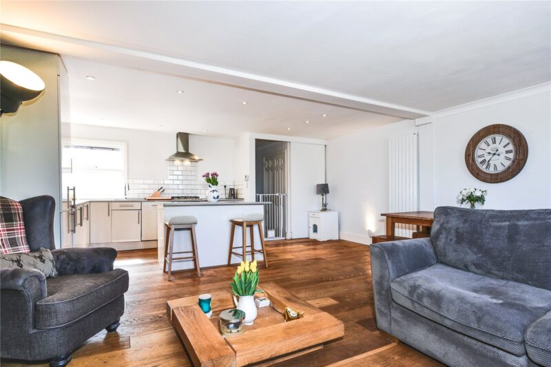 Richmond Road, East Twickenham, TW1 2DY - Antony Roberts