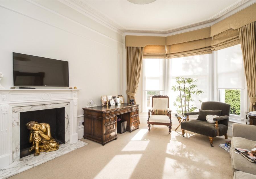 1A Lichfield Road, Kew, Richmond, TW9 3JR Antony Roberts