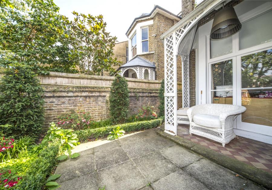 1A Lichfield Road, Kew, Richmond, TW9 3JR Antony Roberts