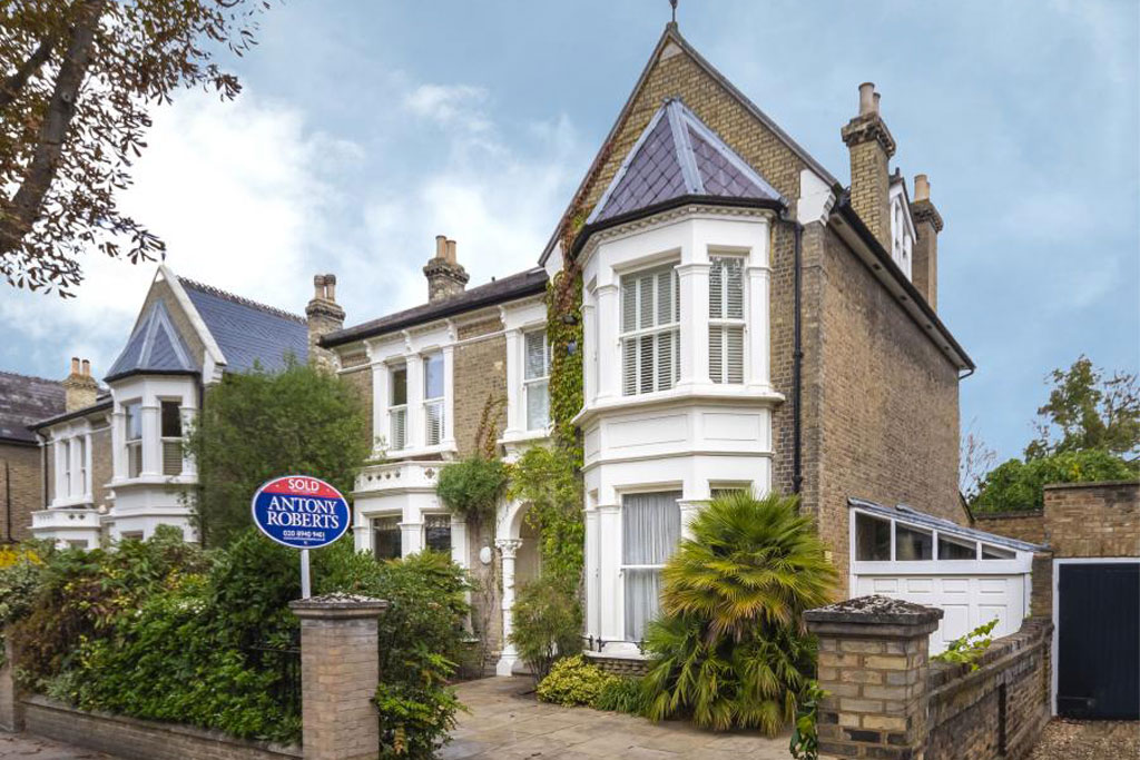 Lichfield Road, Kew, TW9 Antony Roberts