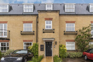 9 Layton Place, Kew, Richmond, TW9 3PP - Antony Roberts