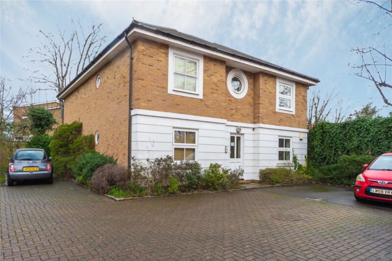 Baylis Mews, Twickenham, TW1 3HQ - Antony Roberts