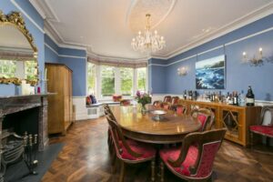 26 Kew Green, Kew, Richmond, TW9 3BH - Antony Roberts