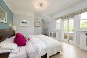 26 Kew Green, Kew, Richmond, TW9 3BH - Antony Roberts