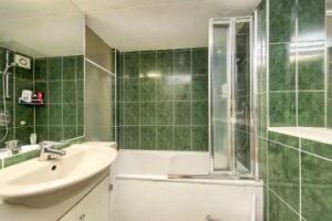 10B Sheendale Road, Richmond, Richmond, TW9 2JJ - Antony Roberts