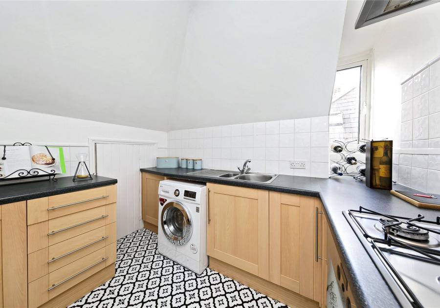 34C St. Stephens Gardens, St Margarets, Twickenham, TW1 SLS Antony