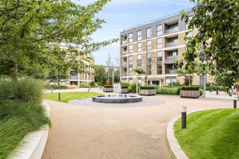 Chancery House, Levett Square, TW9 4FD - Antony Roberts