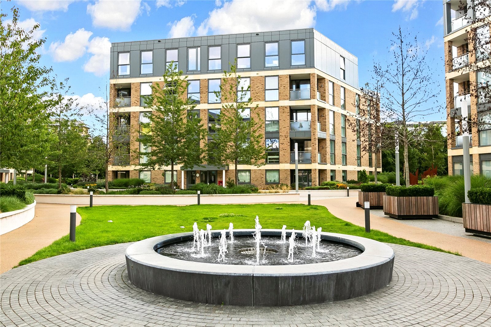 Verdant House, Levett Square, TW9 4FE - Antony Roberts