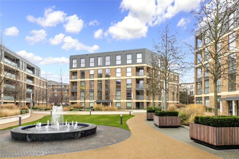 Levett Square, Richmond, TW9 4FE - Antony Roberts