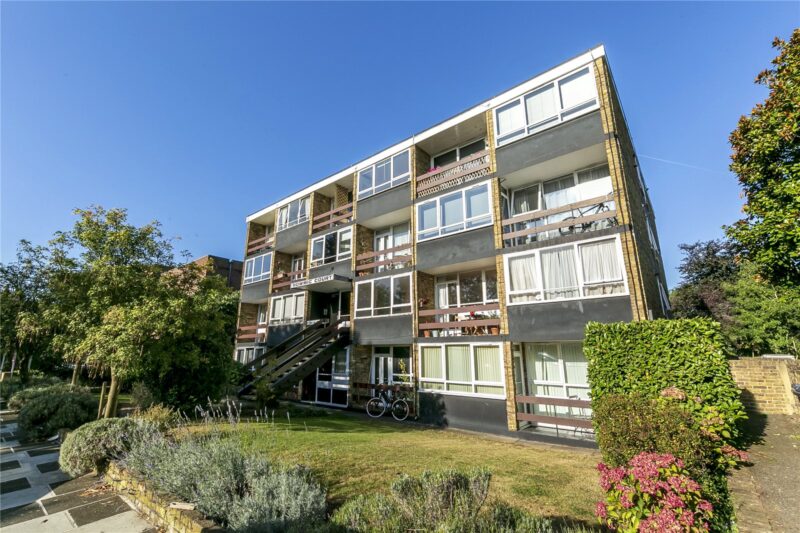 Howmic Court, Arlington Road, TW1 2BD - Antony Roberts
