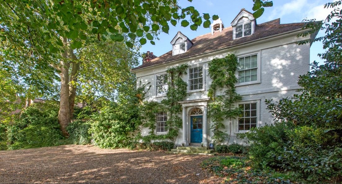 West Hall Manor, West Hall Road, TW9 4EE - Antony Roberts