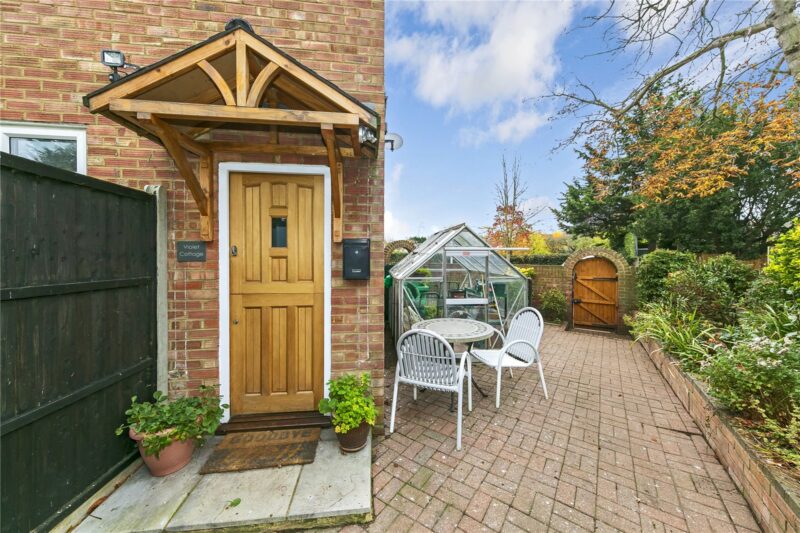 Braddon Road, Richmond, TW9 2HR - Antony Roberts