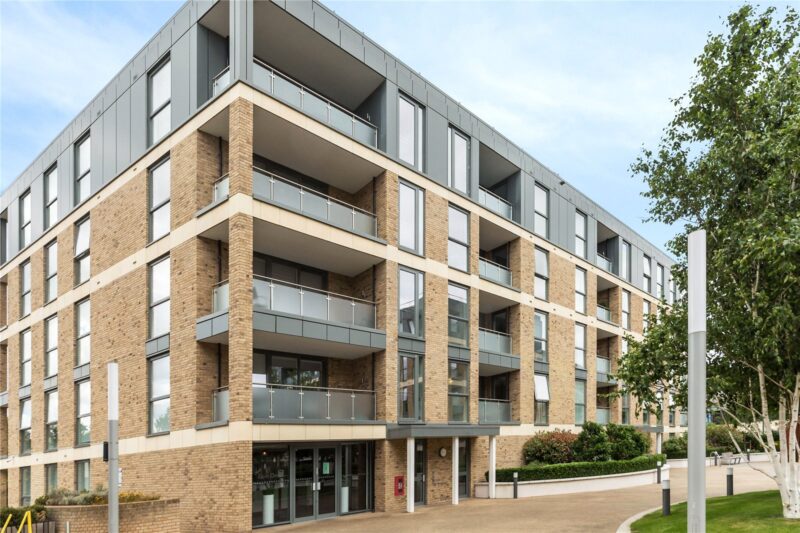 Levett Square, Richmond, TW9 4FA - Antony Roberts