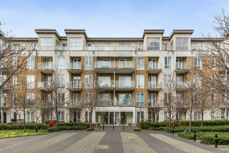 Melliss Avenue, Kew, TW9 4BX - Antony Roberts