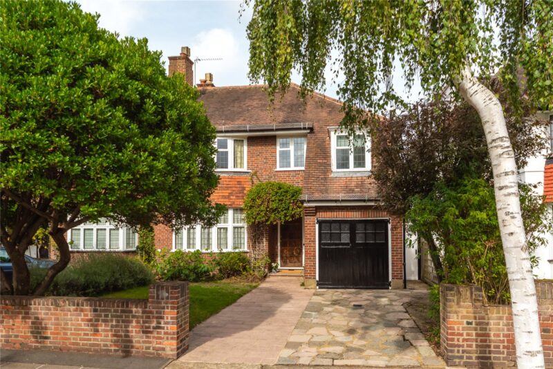 Nylands Avenue, Richmond, TW9 4HH - Antony Roberts