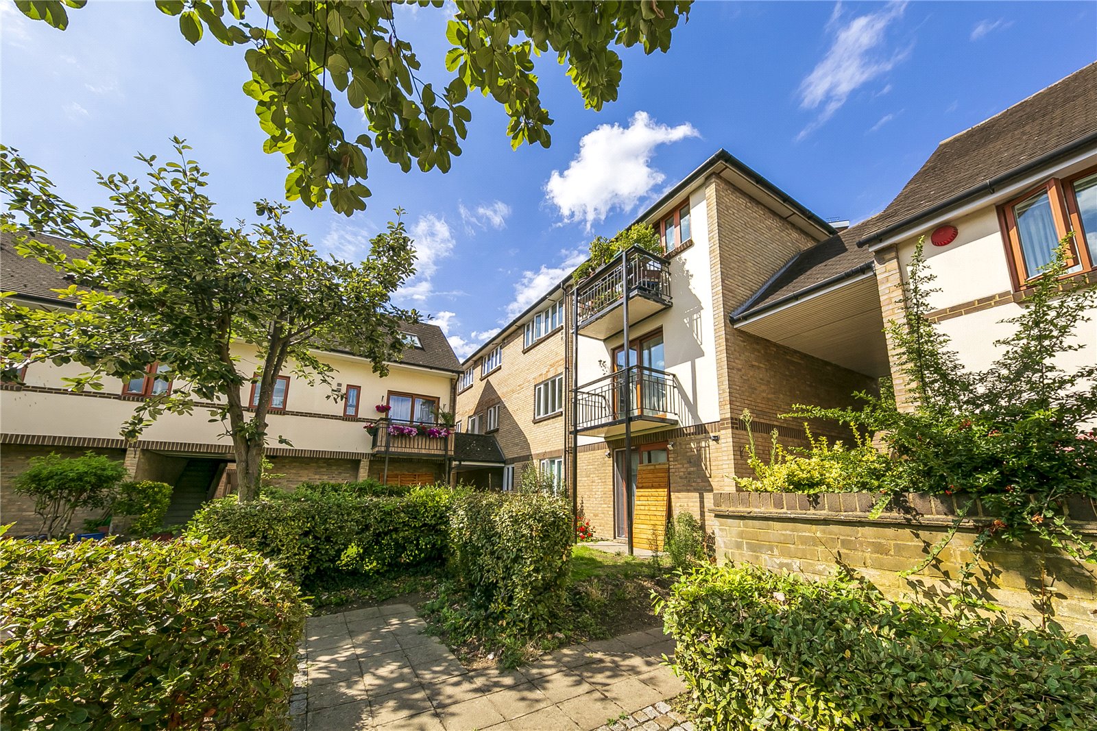 Manor House Way, Old Isleworth, TW7 6BJ - Antony Roberts