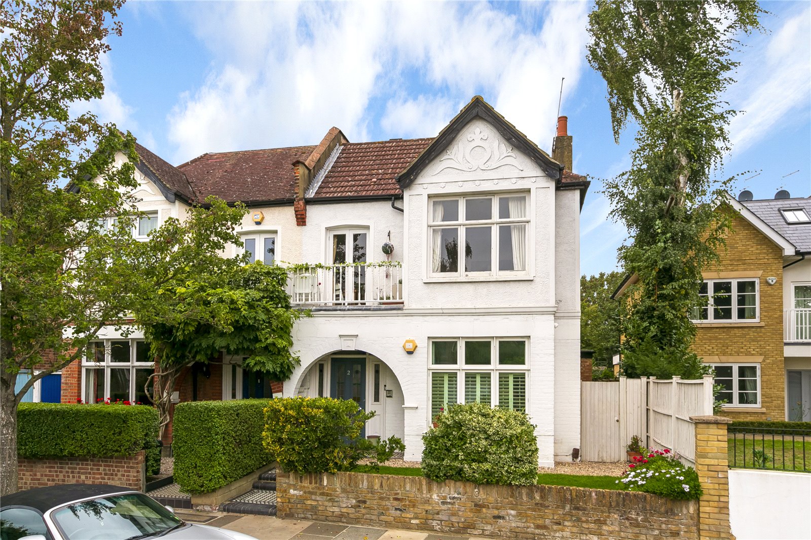 Burlington Avenue, Kew, TW9 4DQ - Antony Roberts