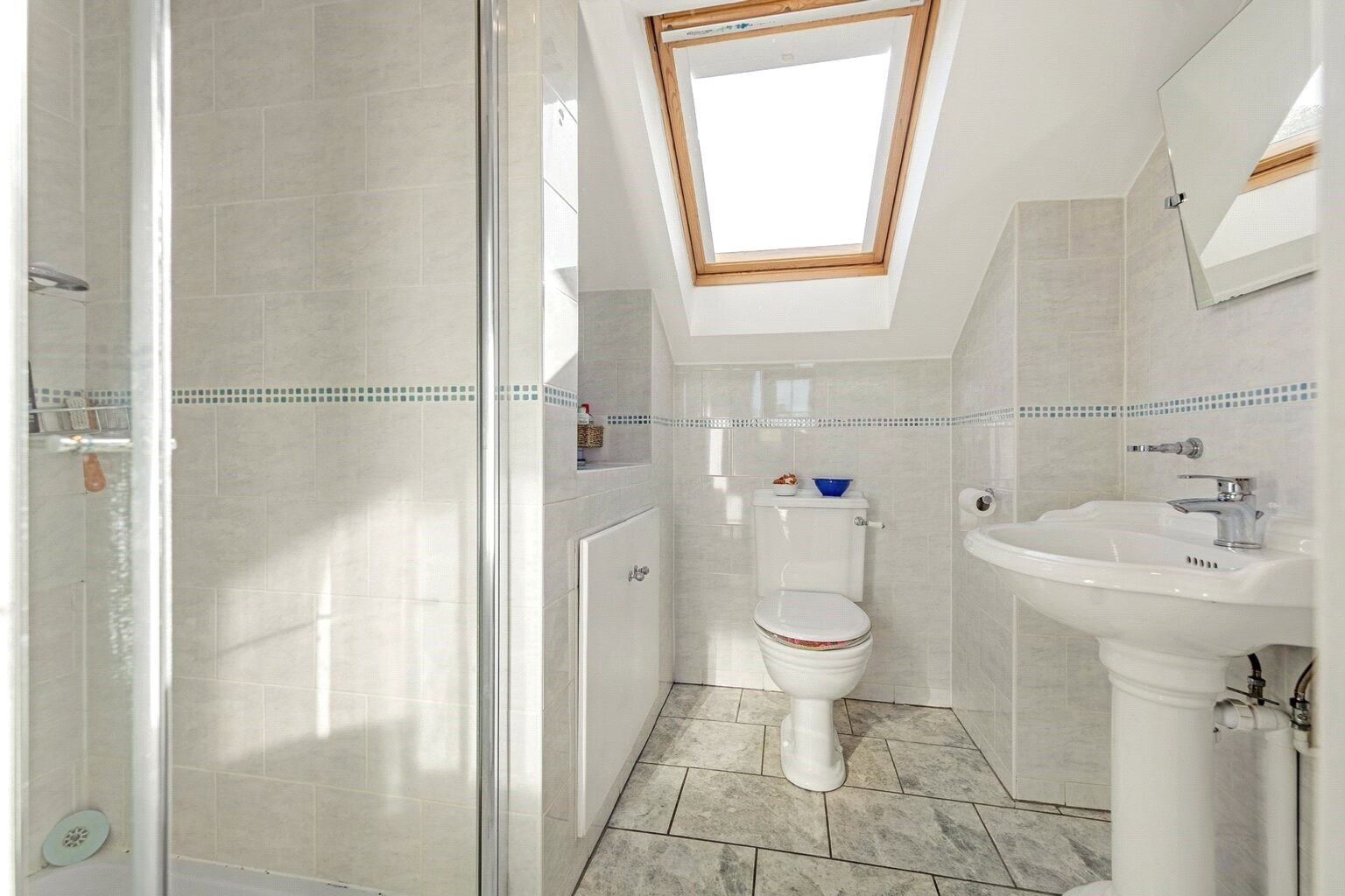 Lower Mortlake Road, Richmond, TW9 2LP Antony Roberts