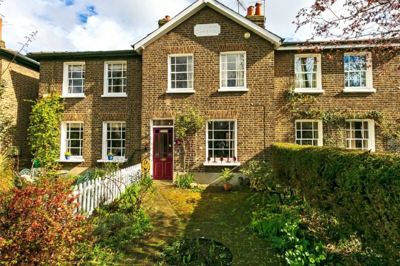 Willow Cottages, Kew, TW9 3AT - Antony Roberts