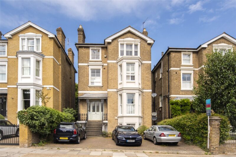 Kings Road, Richmond, TW10 6NN - Antony Roberts