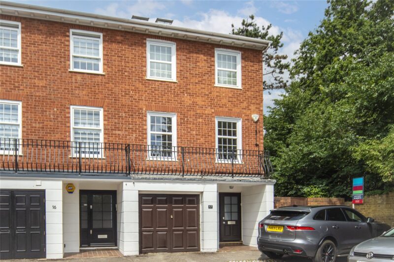 Tower Rise, Richmond, TW9 2TS - Antony Roberts