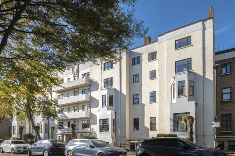 Arlington Court, Arlington Road, TW1 2AU - Antony Roberts
