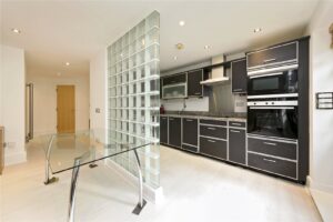  - Antony Roberts