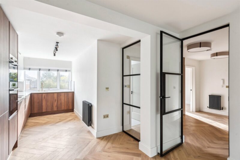 Kew Road, Richmond, TW9 3JT - Antony Roberts