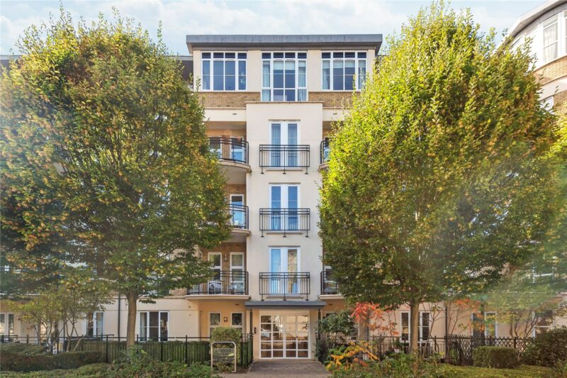 Melliss Avenue, Kew, TW9 4AB - Antony Roberts