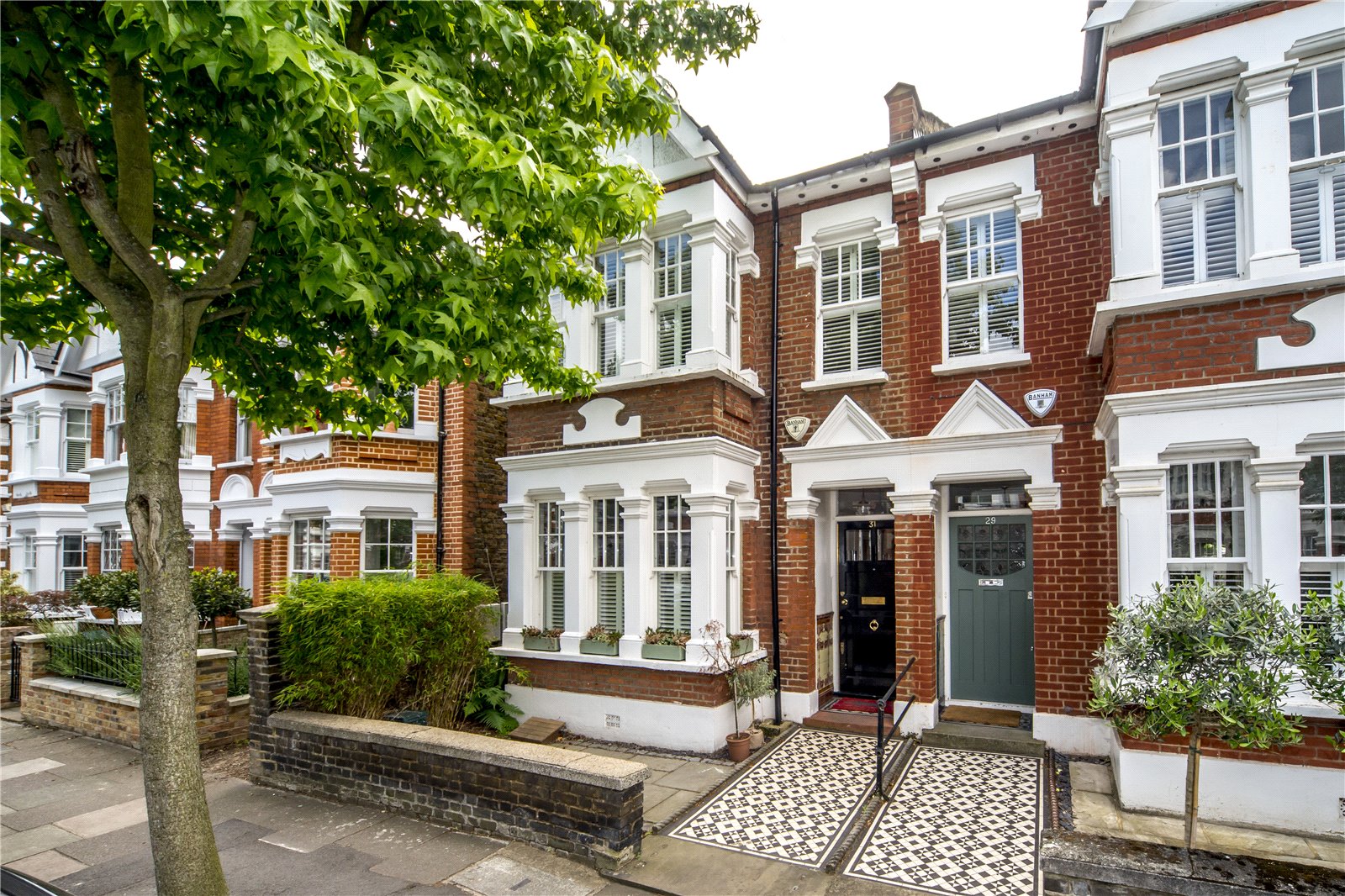 Defoe Avenue, Kew, TW9 4DS - Antony Roberts