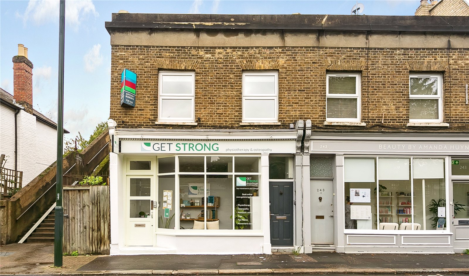 Sandycombe Road, Kew, TW9 2EW - Antony Roberts