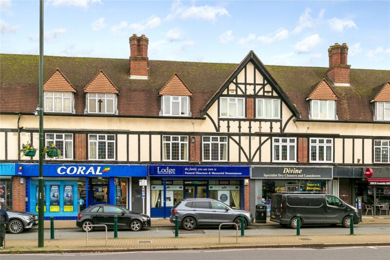 Cranmer Court, Ham, KT2 5PY - Antony Roberts