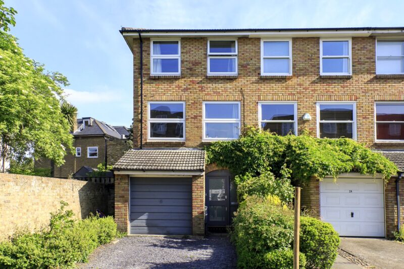 Stanmore Road, Richmond, TW9 2DE - Antony Roberts