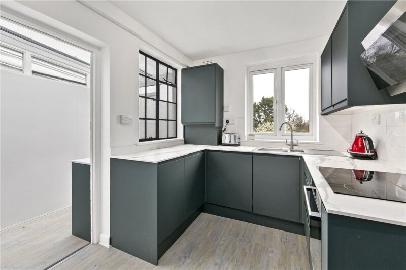 Upper Richmond Road West, East Sheen, SW14 7JX - Antony Roberts