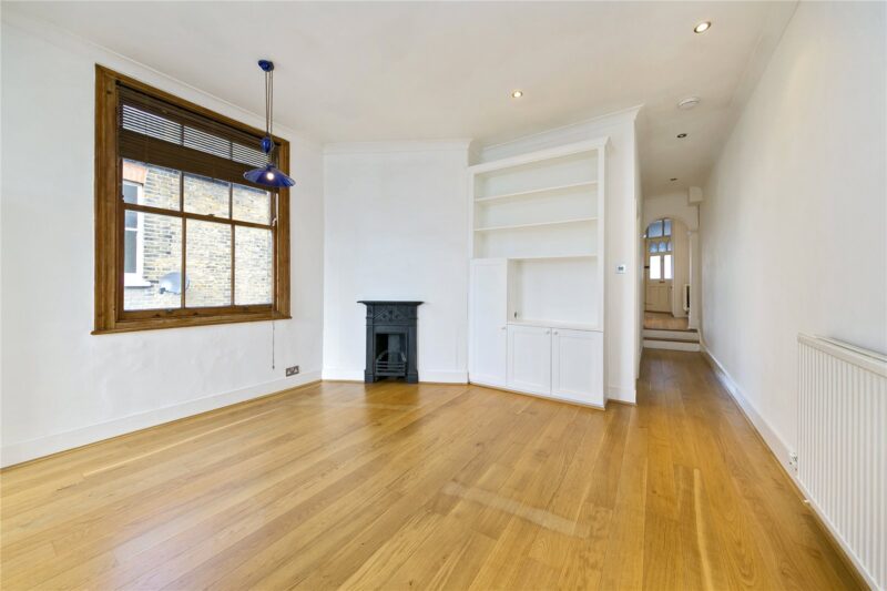 Sheengate Mansions, 297 Upper Richmond Road West, SW14 8QS - Antony Roberts