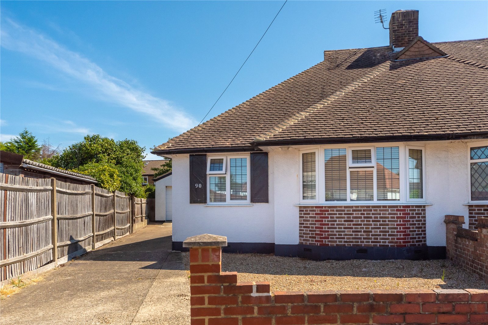 Woodlawn Crescent, Twickenham, TW2 6BD - Antony Roberts