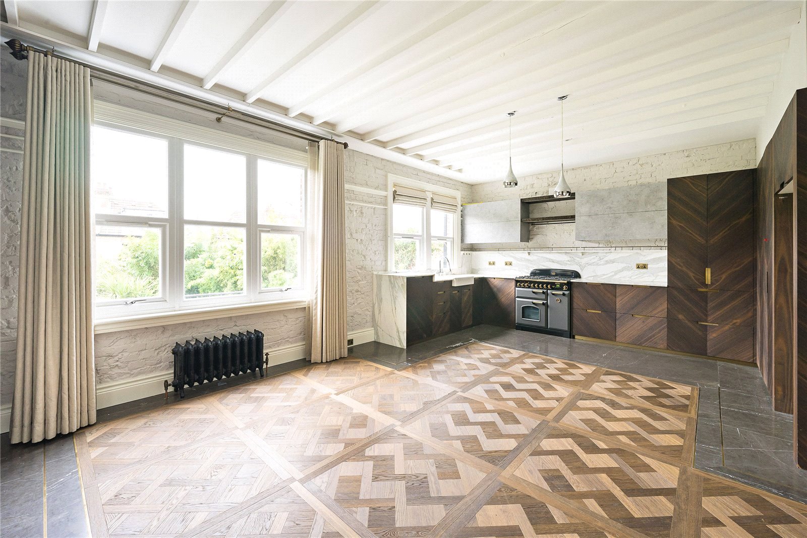 Mortlake Road, Kew, TW9 4AS Antony Roberts