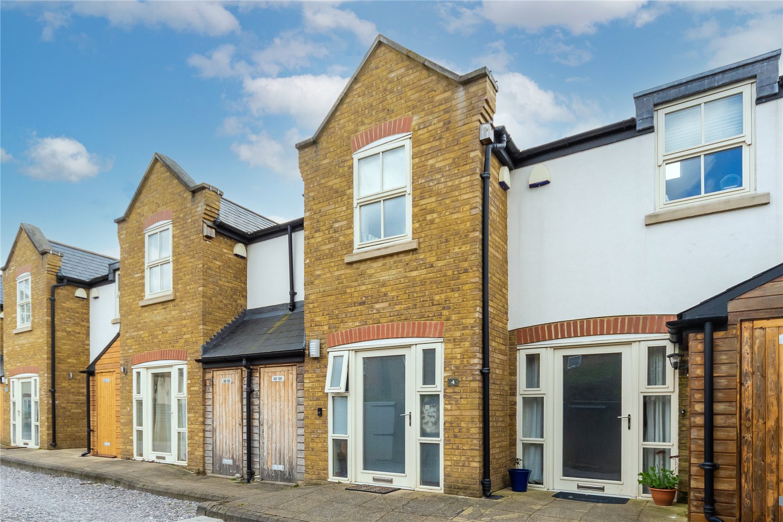 Bridle Lane, St Margarets, TW1 3EG - Antony Roberts