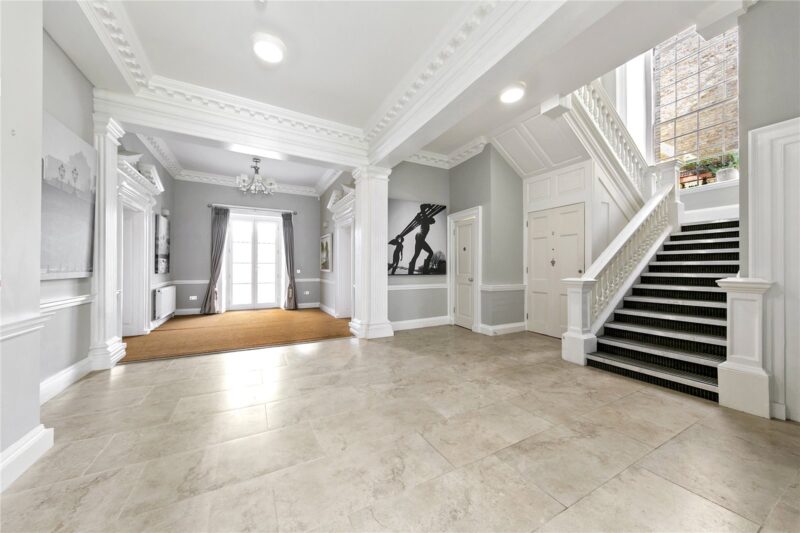 Mortlake High Street, East Sheen, SW14 8SN - Antony Roberts