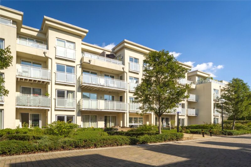 Woodman Mews, Kew, TW9 4AP - Antony Roberts