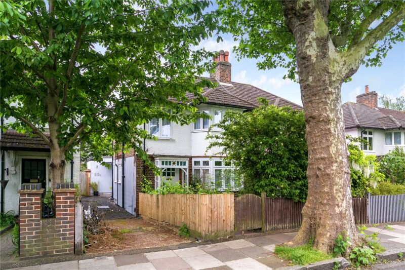 North Road, Kew, TW9 4HD - Antony Roberts