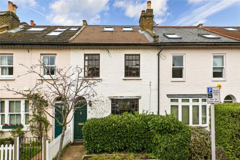 Alexandra Road, Kew, TW9 2BS - Antony Roberts