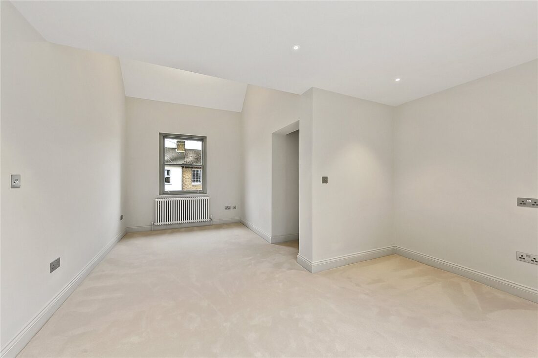 St. Johns Road, Isleworth, TW7 6PL Antony Roberts