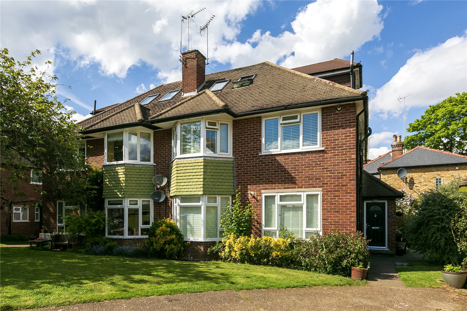 Beaulieu Close, East Twickenham, TW1 2JR - Antony Roberts