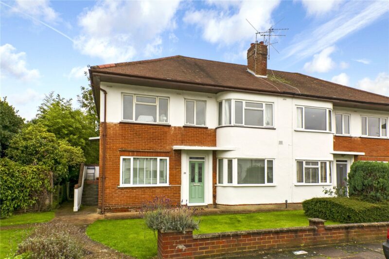 Fulwood Gardens, Twickenham, TW1 1EN - Antony Roberts