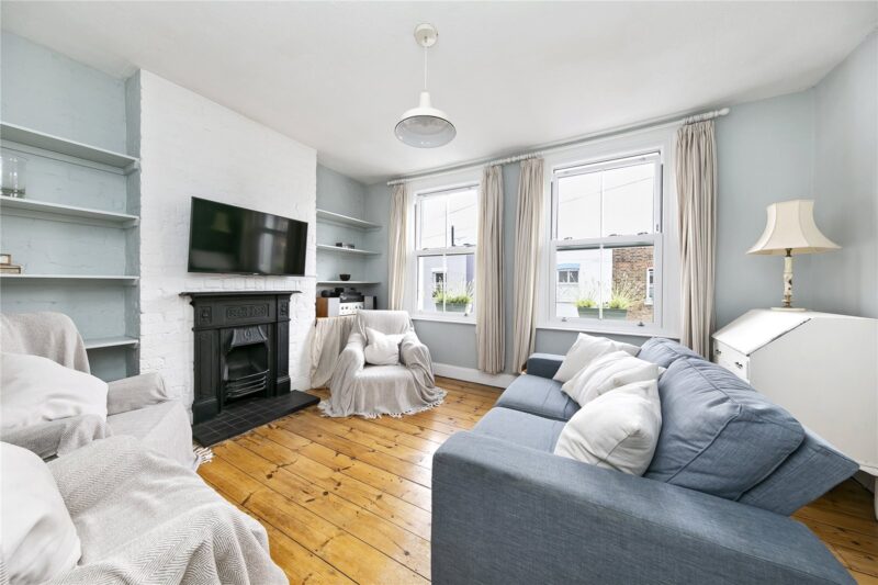 Camac Road, Twickenham, TW2 6NY - Antony Roberts