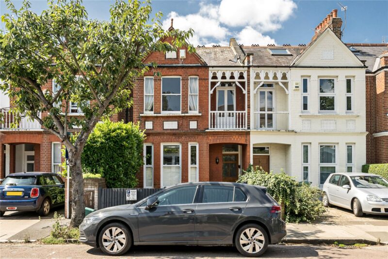 Pagoda Avenue, Richmond, TW9 2HF - Antony Roberts