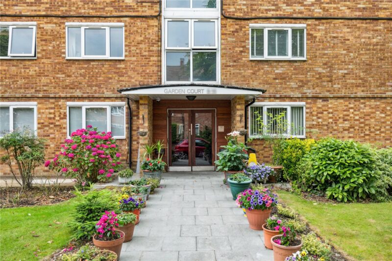 Garden Court, Lichfield Road, TW9 3JS - Antony Roberts