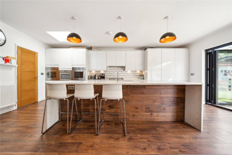 Lime Grove, Twickenham, TW1 1EL - Antony Roberts